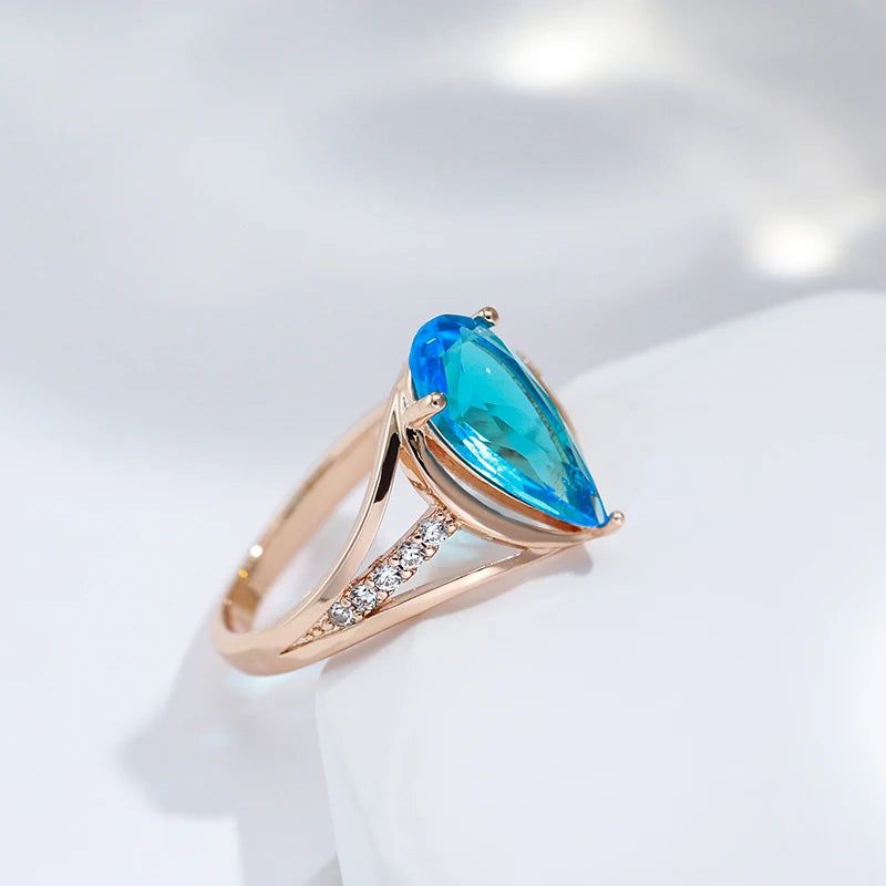 Exquisite Blue Natural Zircon Statement Ring in 585 Rose Gold Water Drop Design