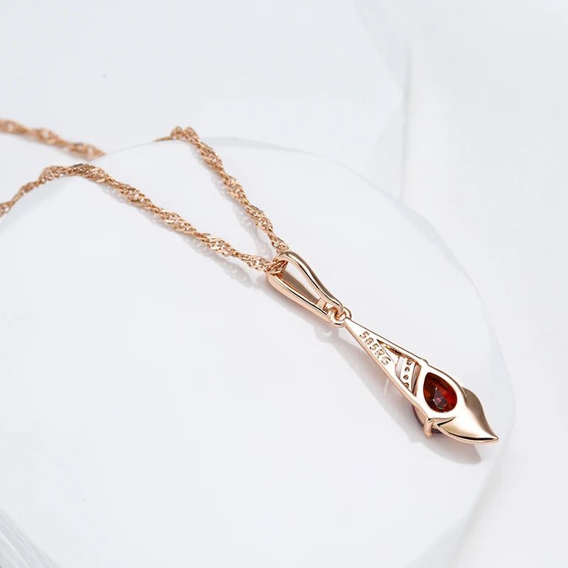 Exquisite Vintage Long Pendant Necklace in 585 Rose Gold with Red Natural Zircon