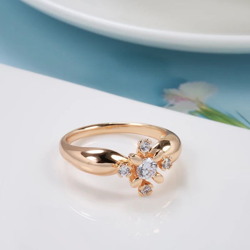 Fashionable 585 Rose Gold Crystal Flower Ring with Natural Zircon Accents