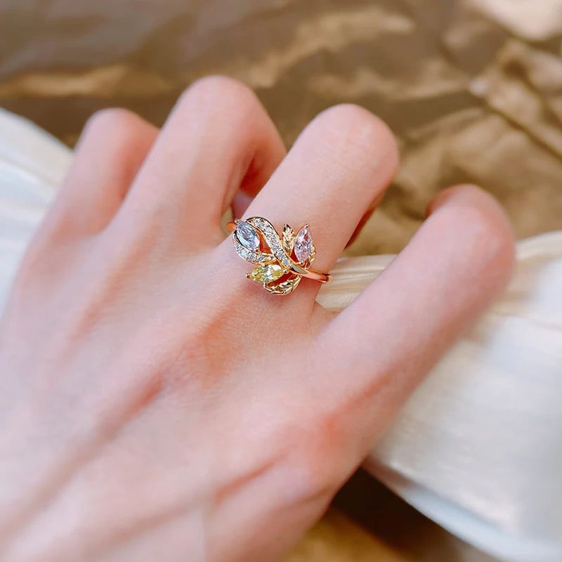 Fashionable 585 Rose Gold Floral Crystal Ring with Colorful Natural Zircon