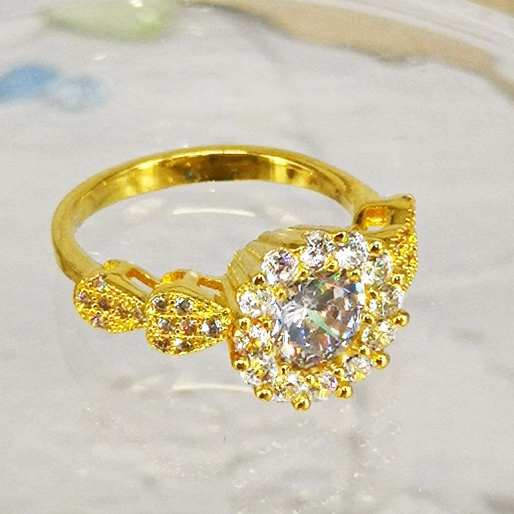 Fashionable Light Gold Crown Zircon Bridal Ring Set