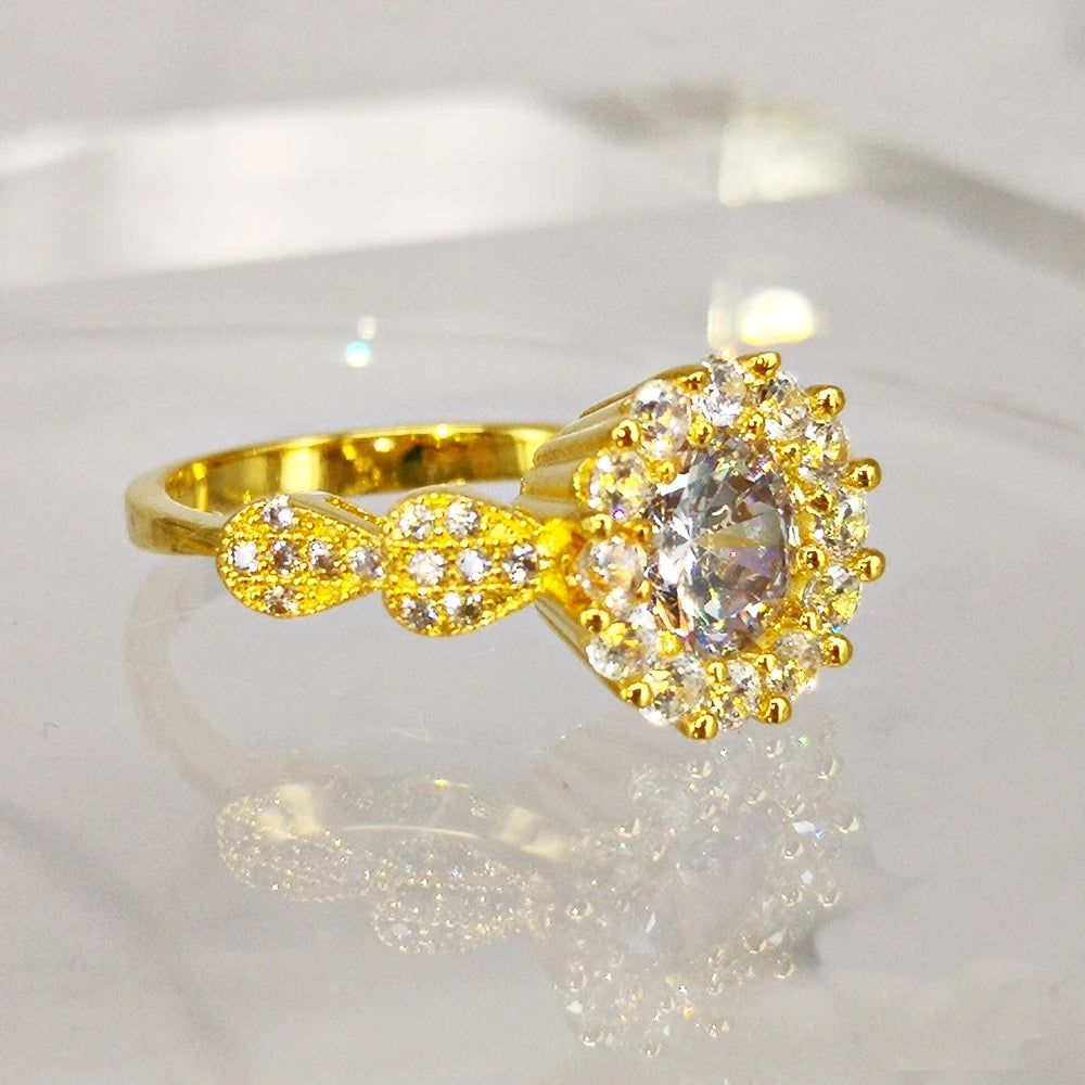 Fashionable Light Gold Crown Zircon Bridal Ring Set