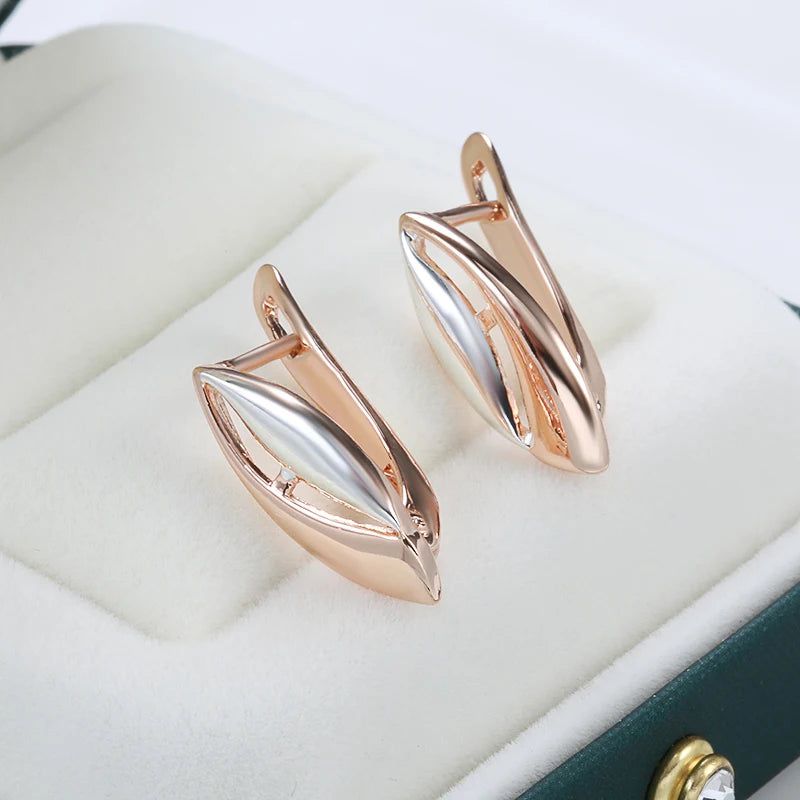 Geometric Elegance: Vintage 585 Rose Gold Drop Earrings with Cubic Zirconia