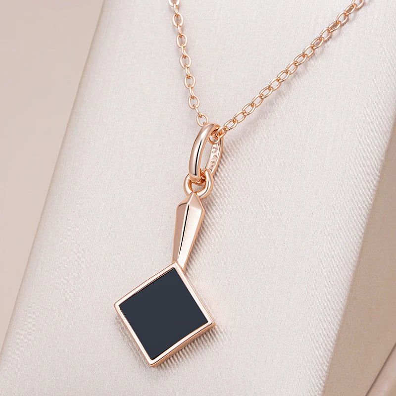 Geometric Elegance: Vintage Black Stone Pendant Necklace in 585 Rose Gold Finish