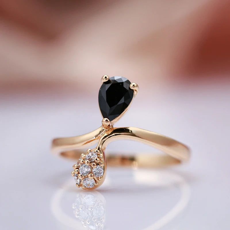 Geometric Vintage Rose Gold Cocktail Ring with Black Natural Zircon