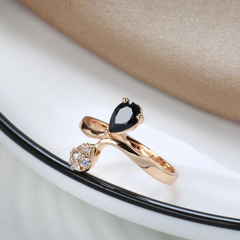 Geometric Vintage Rose Gold Cocktail Ring with Black Natural Zircon