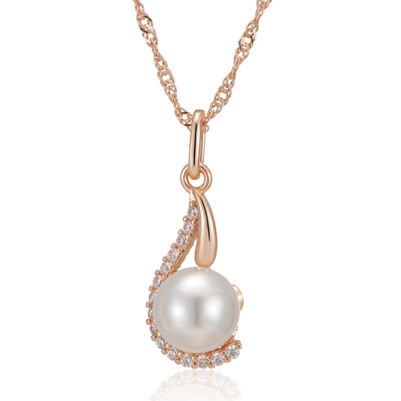 Glamorous Geometric Pearl Pendant Necklace in 585 Rose Gold - Timeless Jewelry for Every Occasion 2024