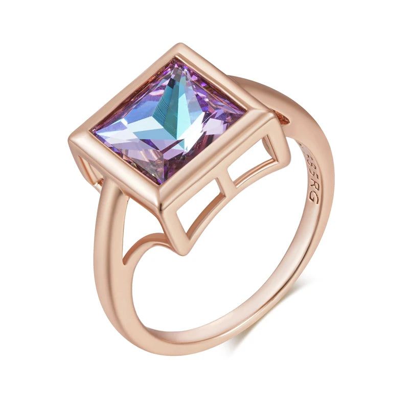 Glamorous Geometric Purple Zircon Cocktail Ring in 585 Rose Gold Tone