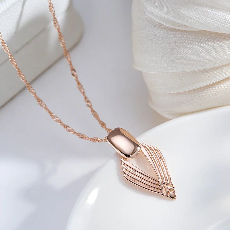 Glamorous Geometric Rose Gold Pendant Necklace with Glossy Finish