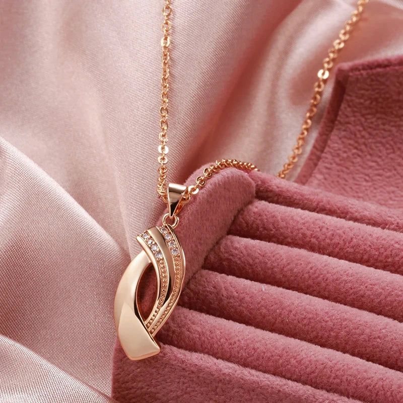 Glamorous Geometric Rose Gold Pendant Necklace with Natural Zircon Accents