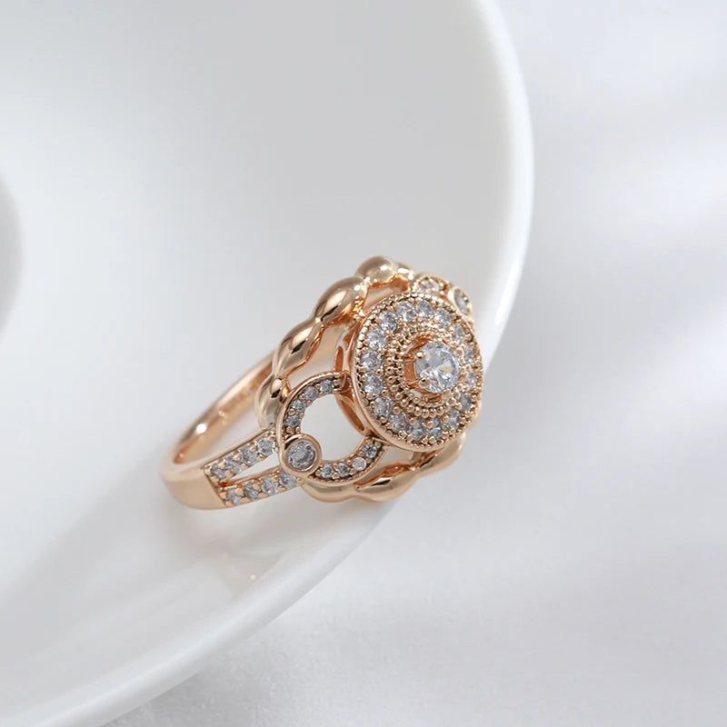 Glamorous Geometry Ring in 585 Rose Gold with Natural Zircon - High-Quality Modern Fashion Jewelry