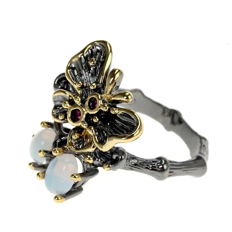 Gothic Elegance: Butterfly Antique Ring for Chic Lovers of Unique Jewelry