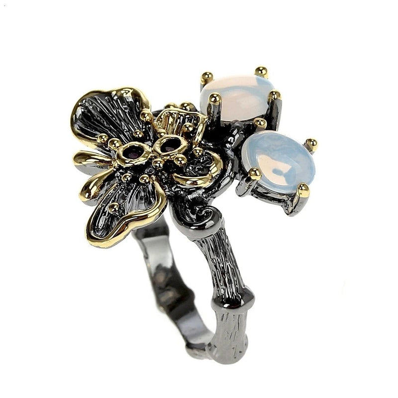 Gothic Elegance: Butterfly Antique Ring for Chic Lovers of Unique Jewelry