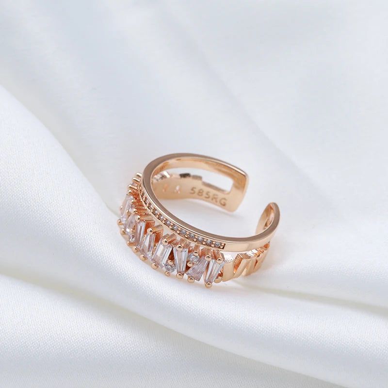 Gothic-Inspired 585 Rose Gold Adjustable Cocktail Ring with Natural Zircon for Students