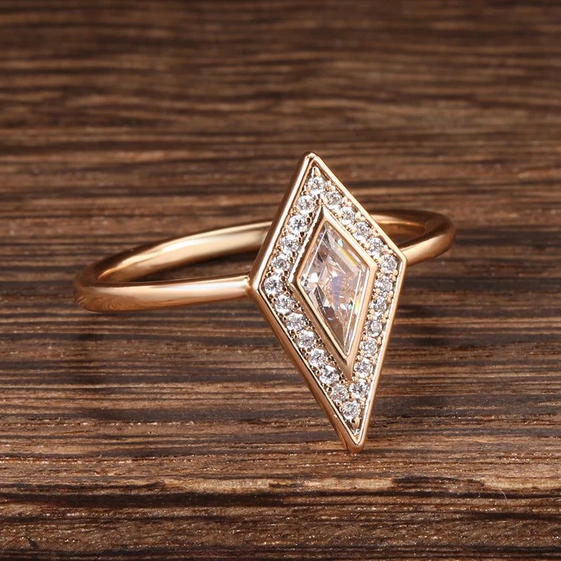 Graceful Rose Gold Rhombus Natural Zircon Bridal Ring with Crystal Accents