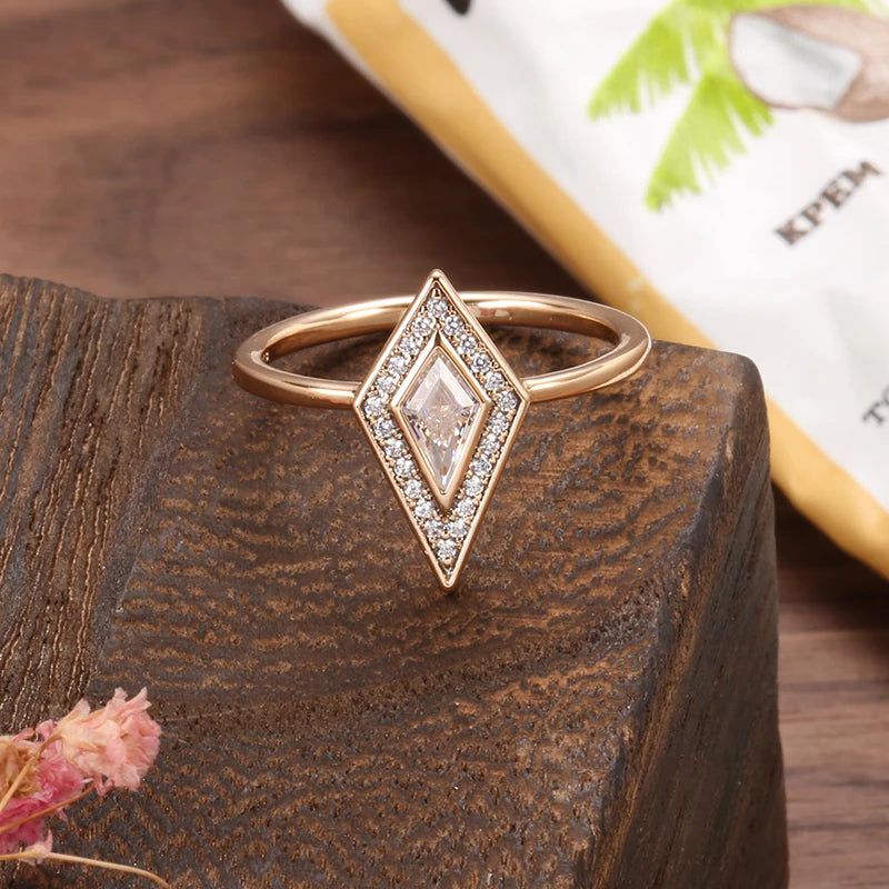 Graceful Rose Gold Rhombus Natural Zircon Bridal Ring with Crystal Accents