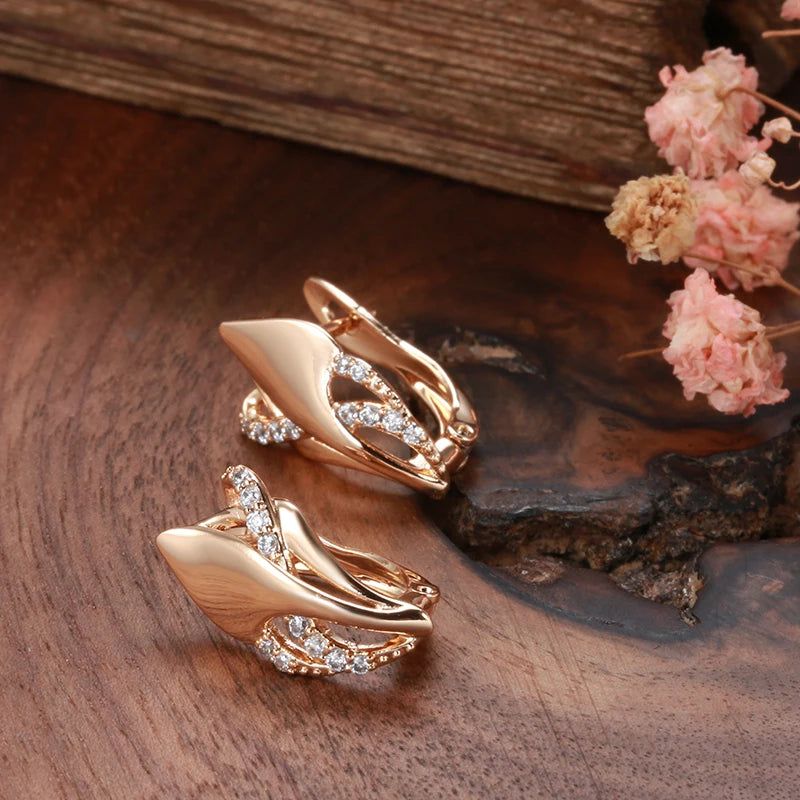 Graceful Rose Gold Symmetrical Zircon Dangle Earrings for Fashion Enthusiasts