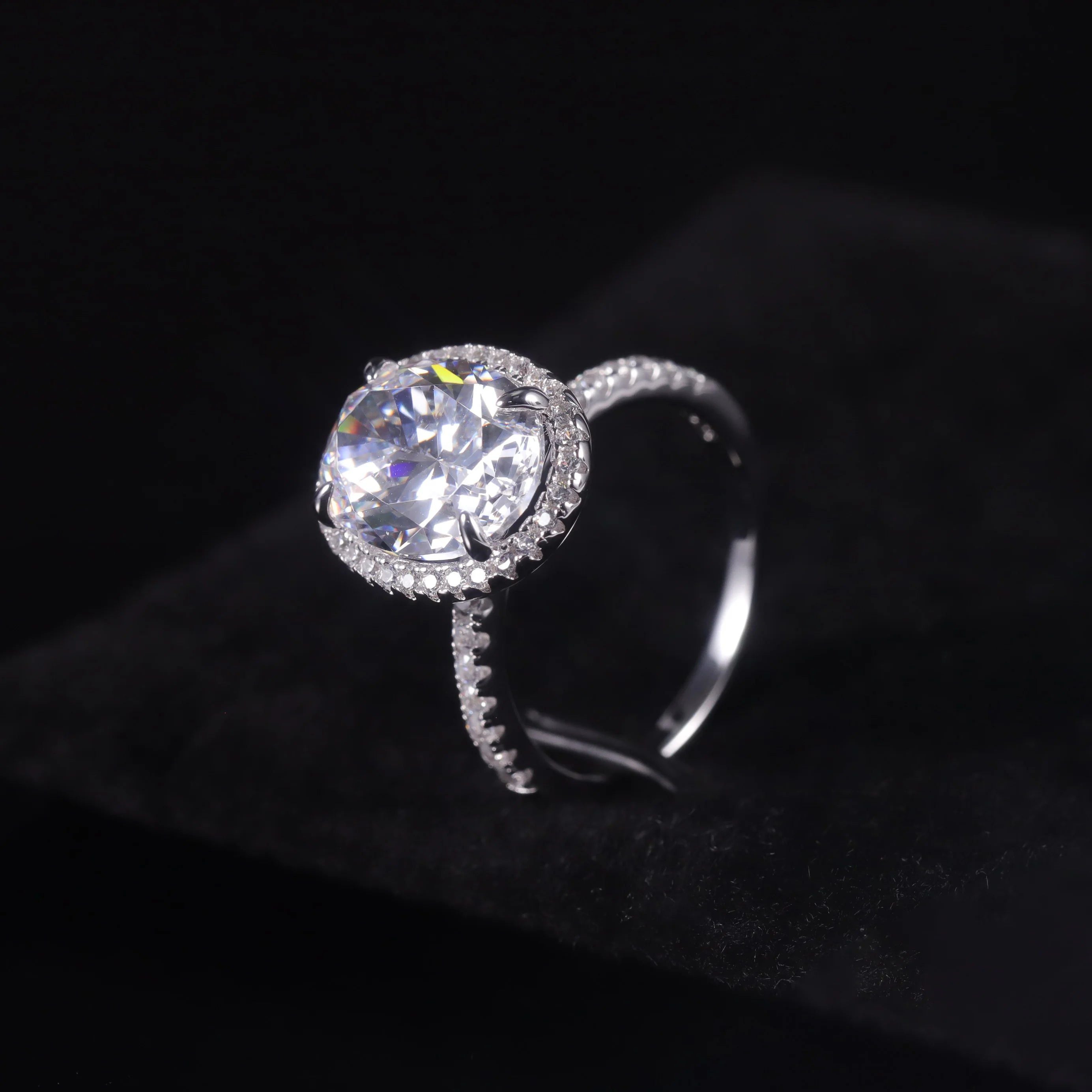 Handmade Cocktail Ring 925 Sterling Silver Diamond-fire CZ White Halo