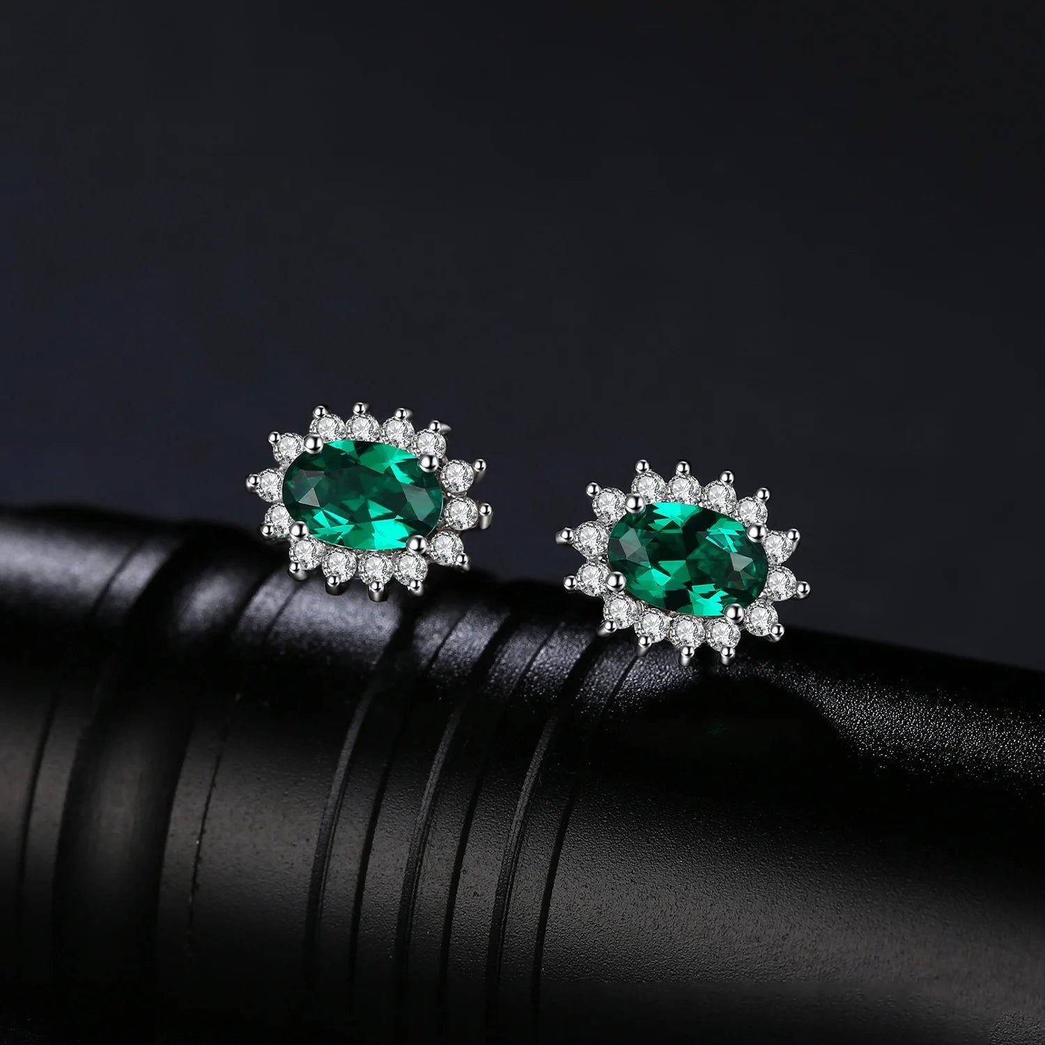 Royal Simulated Emerald Crown Stud Earrings in 925 Sterling Silver Inspired by Kate Middleton and Princess Diana