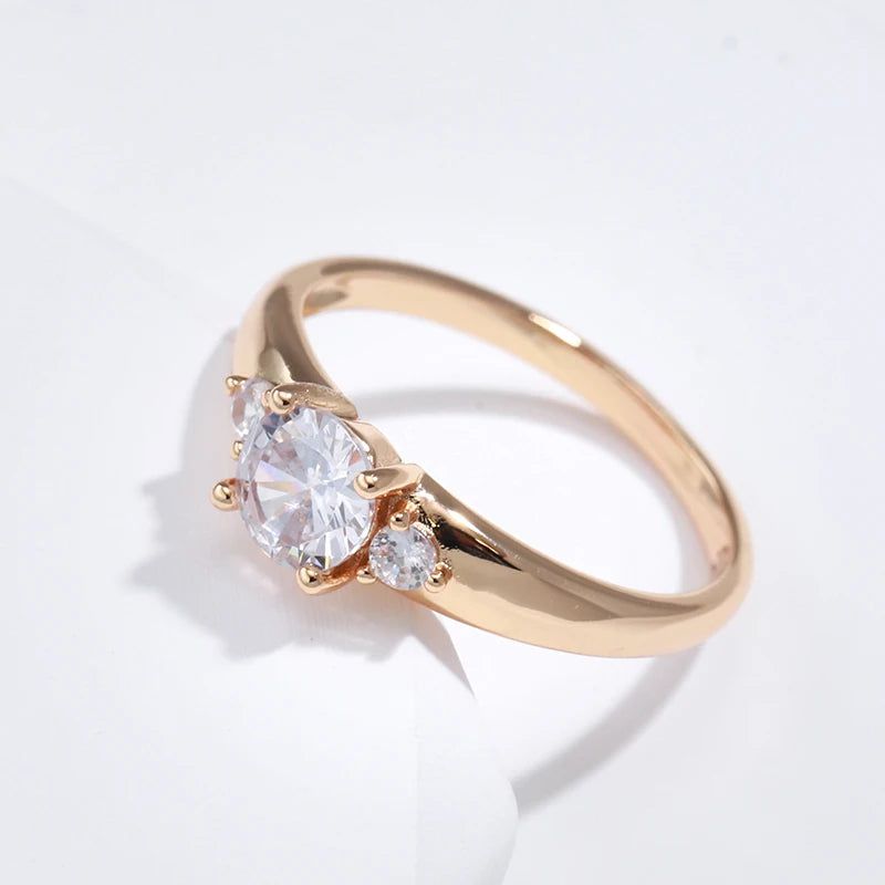 Luxurious 585 Rose Gold Cocktail Ring with Natural Zircon Crystals