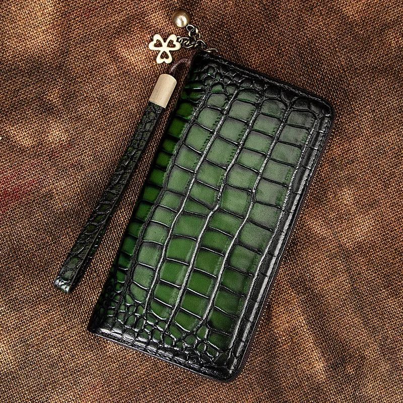 Luxury Retro Genuine Leather Alligator Pattern Women's Wallet - Premium Cowhide Hand Purse with Card Holder and Zipper Closure