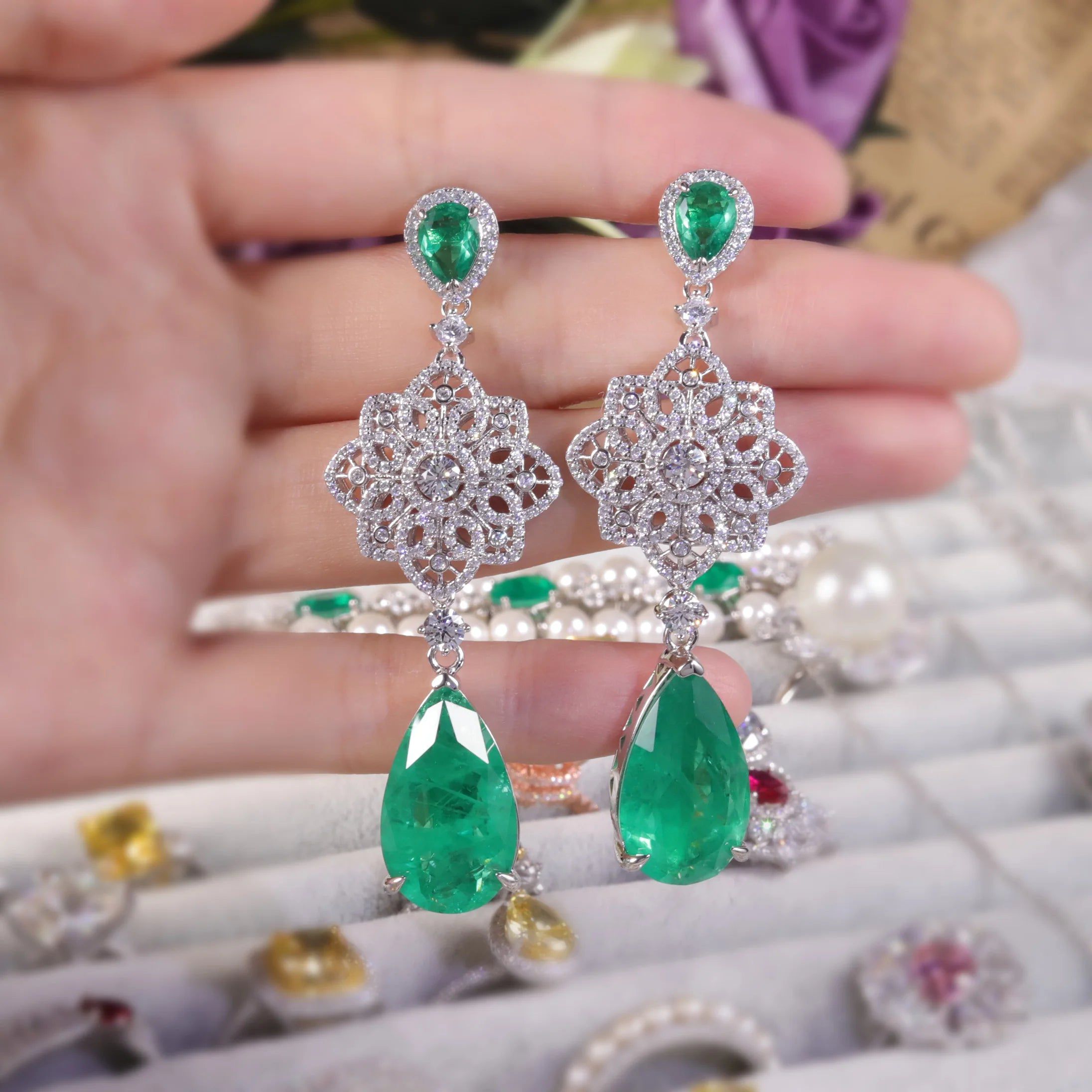 Luxury Vintage Imitated Emerald Dangle Drop Earrings