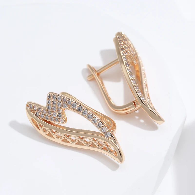 Luxury Wave Earrings in 585 Rose Gold with Natural Zircon Accents