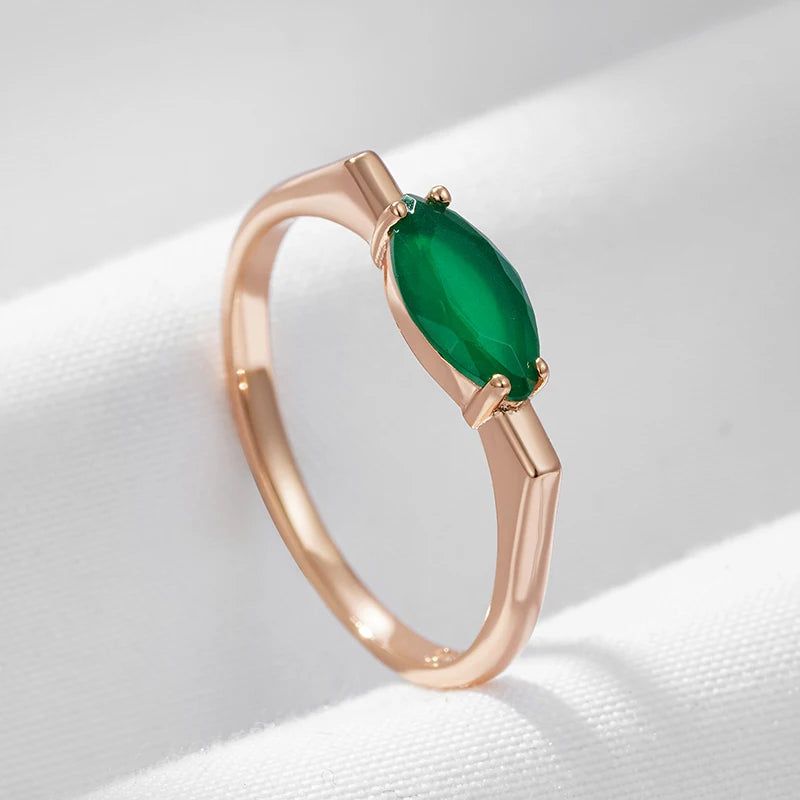 Majestic Vintage 585 Rose Gold Green Zircon Ring - Luxurious Fashion Jewelry