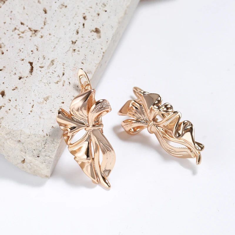 Modern Vintage Geometric Flower Long Drop Earrings in 585 Rose Gold Finish