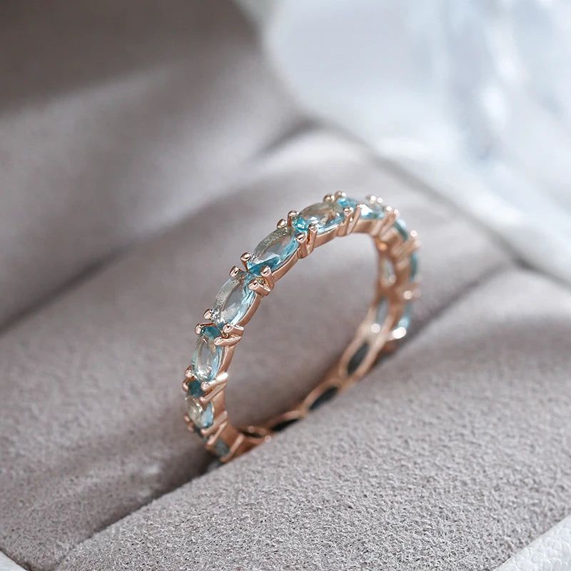 Modern Vintage Geometry Blue Zircon Ring in 585 Rose Gold Plated Copper