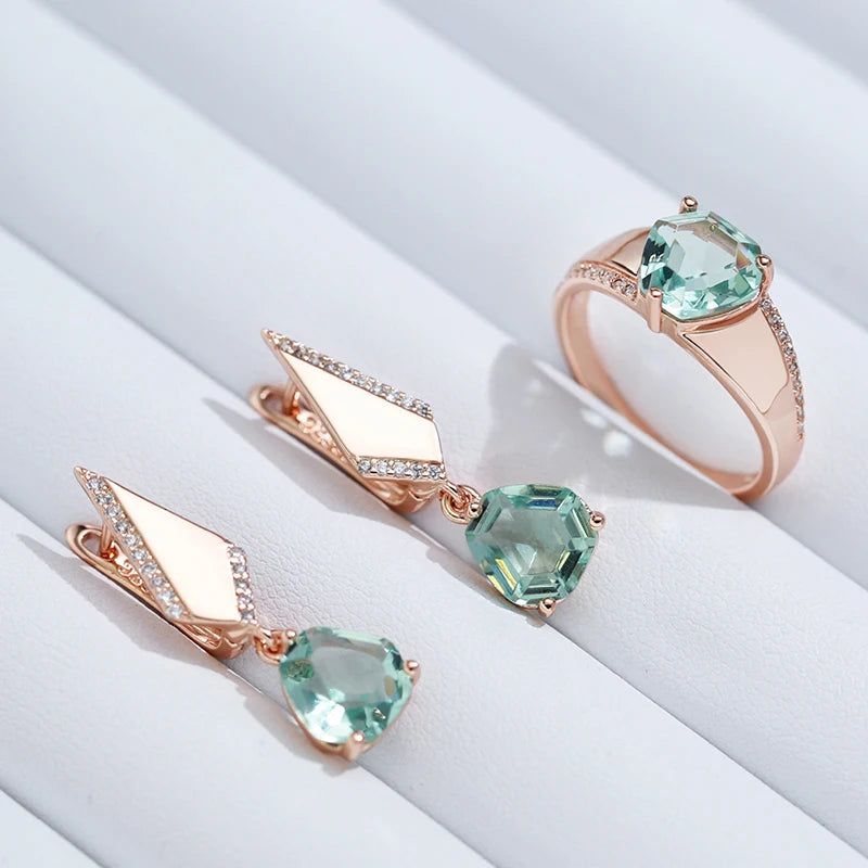 Modern Vintage Green Stone Drop Earrings in 585 Rose Gold with Natural Zircon