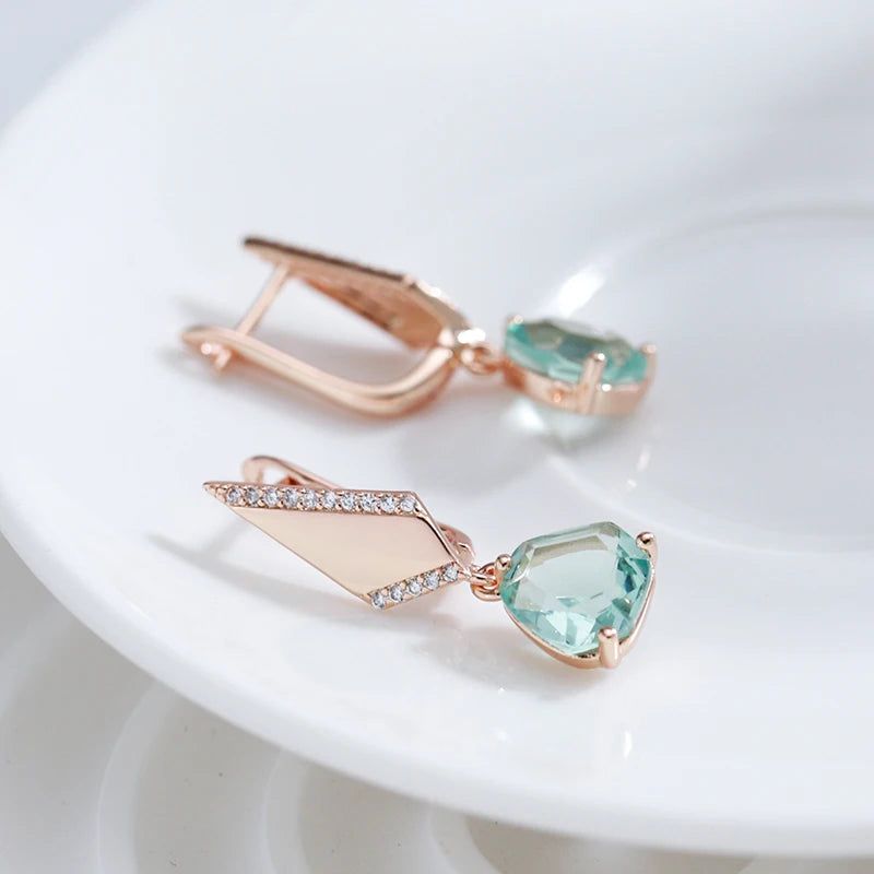 Modern Vintage Green Stone Drop Earrings in 585 Rose Gold with Natural Zircon