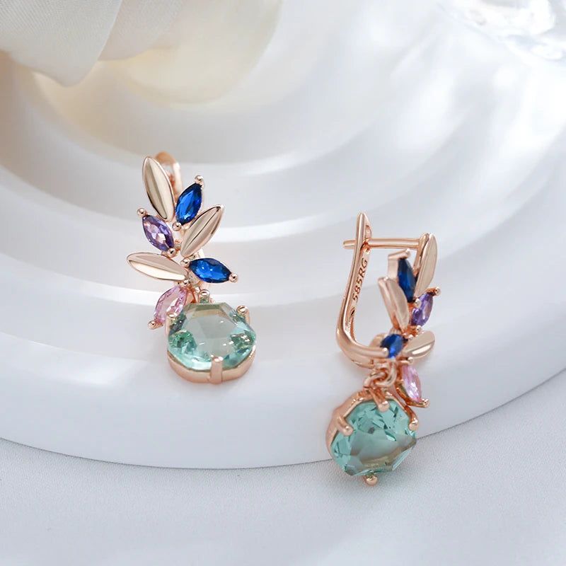 Modern Vintage Green Zircon Drop Earrings in 585 Rose Gold with Rhombus Design