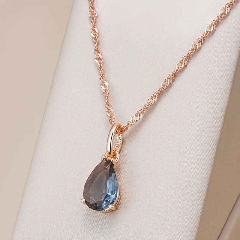 Modern Vintage Grey Crystal Water Drop Pendant Necklace in 585 Rose Gold with Natural Zircon Accents