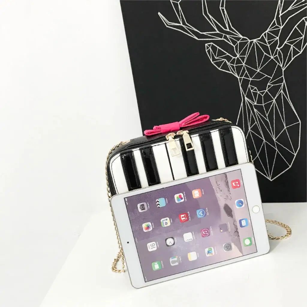 Musical Melody Women's Crossbody Handbag - Piano Keyboard Design Shoulder Bag