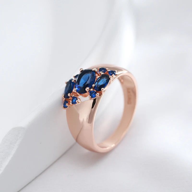 New Vintage Blue Zircon Cocktail Ring in 585 Rose Gold