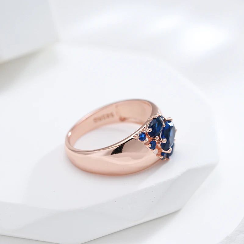 New Vintage Blue Zircon Cocktail Ring in 585 Rose Gold