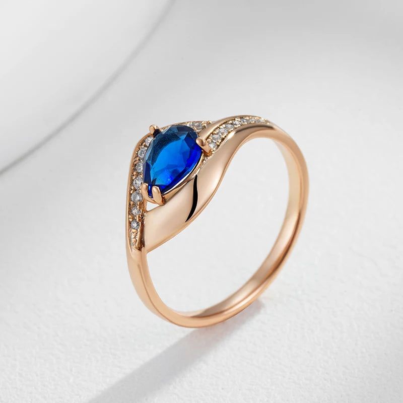 New Vintage Blue Zircon Ring in 585 Rose Gold Plating - Luxurious Cocktail Jewelry