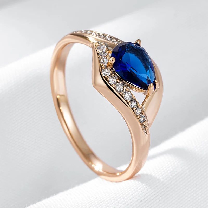 New Vintage Blue Zircon Ring in 585 Rose Gold Plating - Luxurious Cocktail Jewelry