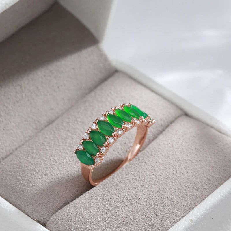 New Vintage Elegance Green Zircon Cocktail Ring in 585 Rose Gold Finish