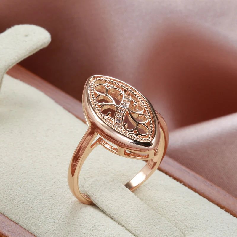 Noble Vintage 585 Rose Gold Hollow Flower Ring with Natural Zircon Accents