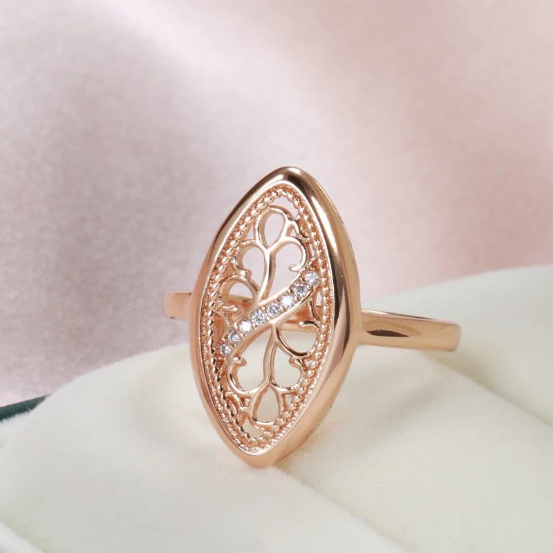 Noble Vintage 585 Rose Gold Hollow Flower Ring with Natural Zircon Accents