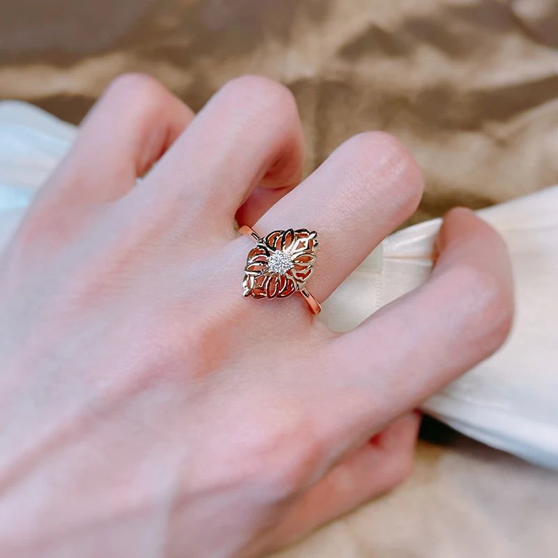 Noble Vintage 585 Rose Gold Hollow Pattern Ring with Natural Zircon