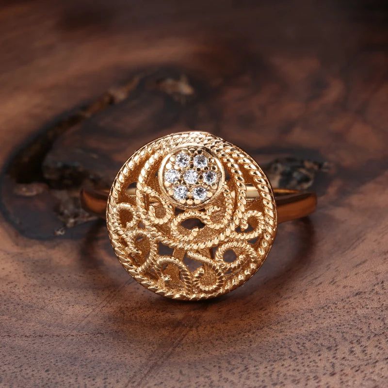 Popular Vintage Rose Gold Flower Ring with Natural Zircon