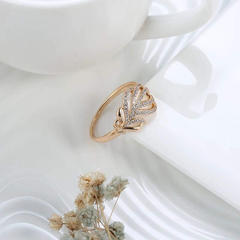 Popular Vintage Rose Gold Flower Ring with Natural Zircon Crystals