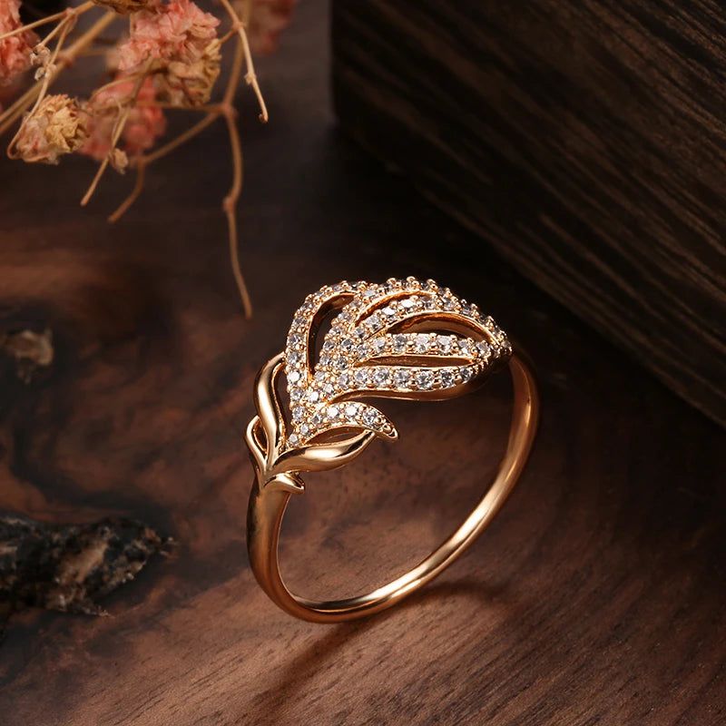 Popular Vintage Rose Gold Flower Ring with Natural Zircon Crystals