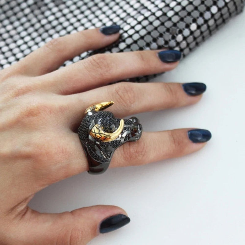 Punk Hip Hop Black Bull Ring with Gold Horns - Unisex Statement Piece for Street Fashion