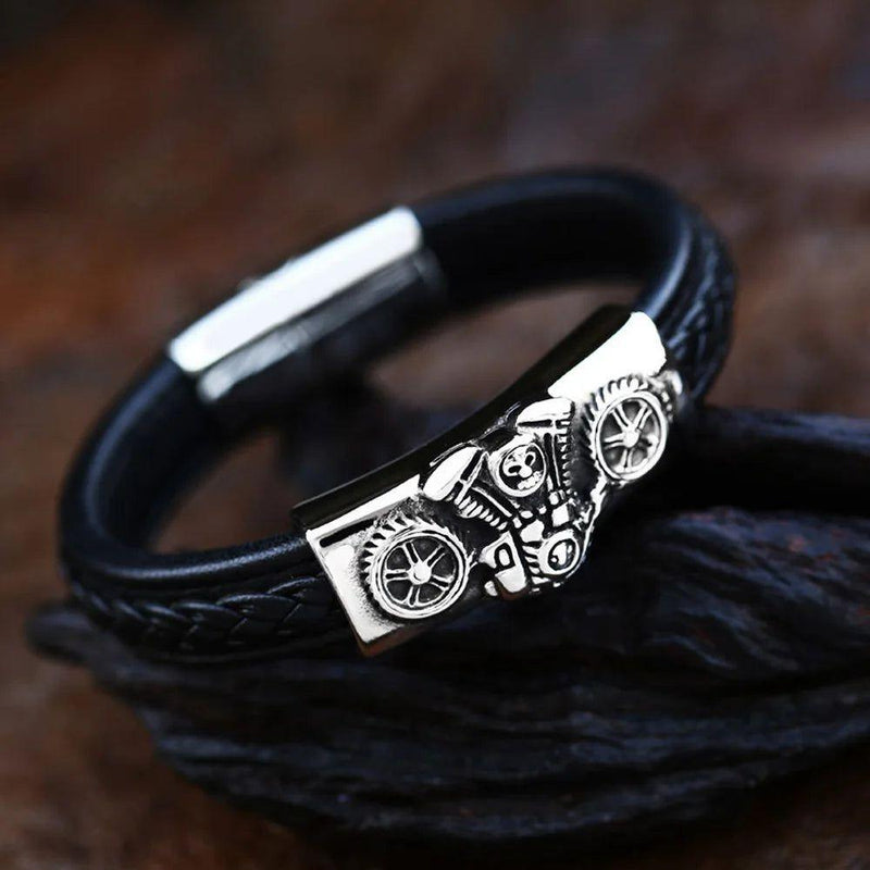 Punk-Inspired 316L Stainless Steel Motorcycle Engine Bracelet for Men and Boys – Hip Hop Fashion Jewelry Gift for Bikers