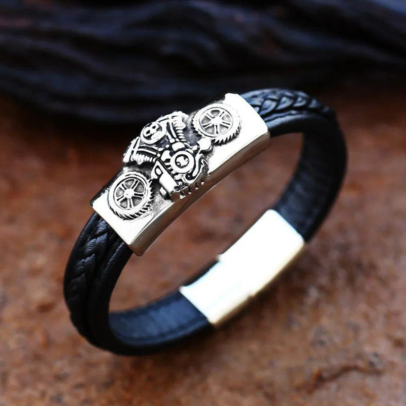 Punk-Inspired 316L Stainless Steel Motorcycle Engine Bracelet for Men and Boys – Hip Hop Fashion Jewelry Gift for Bikers