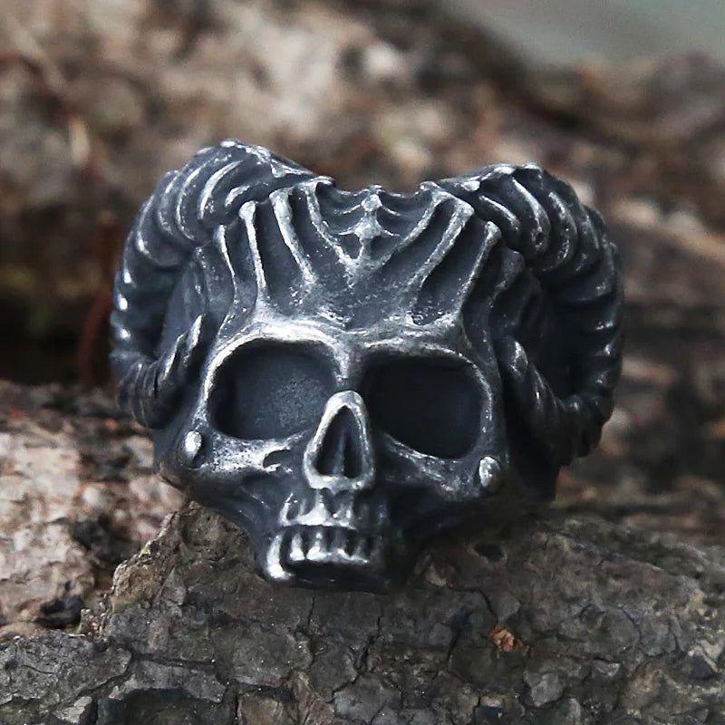 Punk-Inspired Goat Head Skull Ring for Men in 316L Stainless Steel - Biker Jewelry Gift